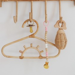 zawieszka do smoczka dla dziewczynki