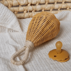 grzechotka rattanowa z dzwoneczkiem