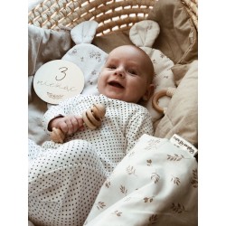 grzechotka drewniana dla niemowlaka